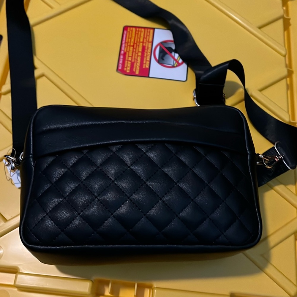 Black purse